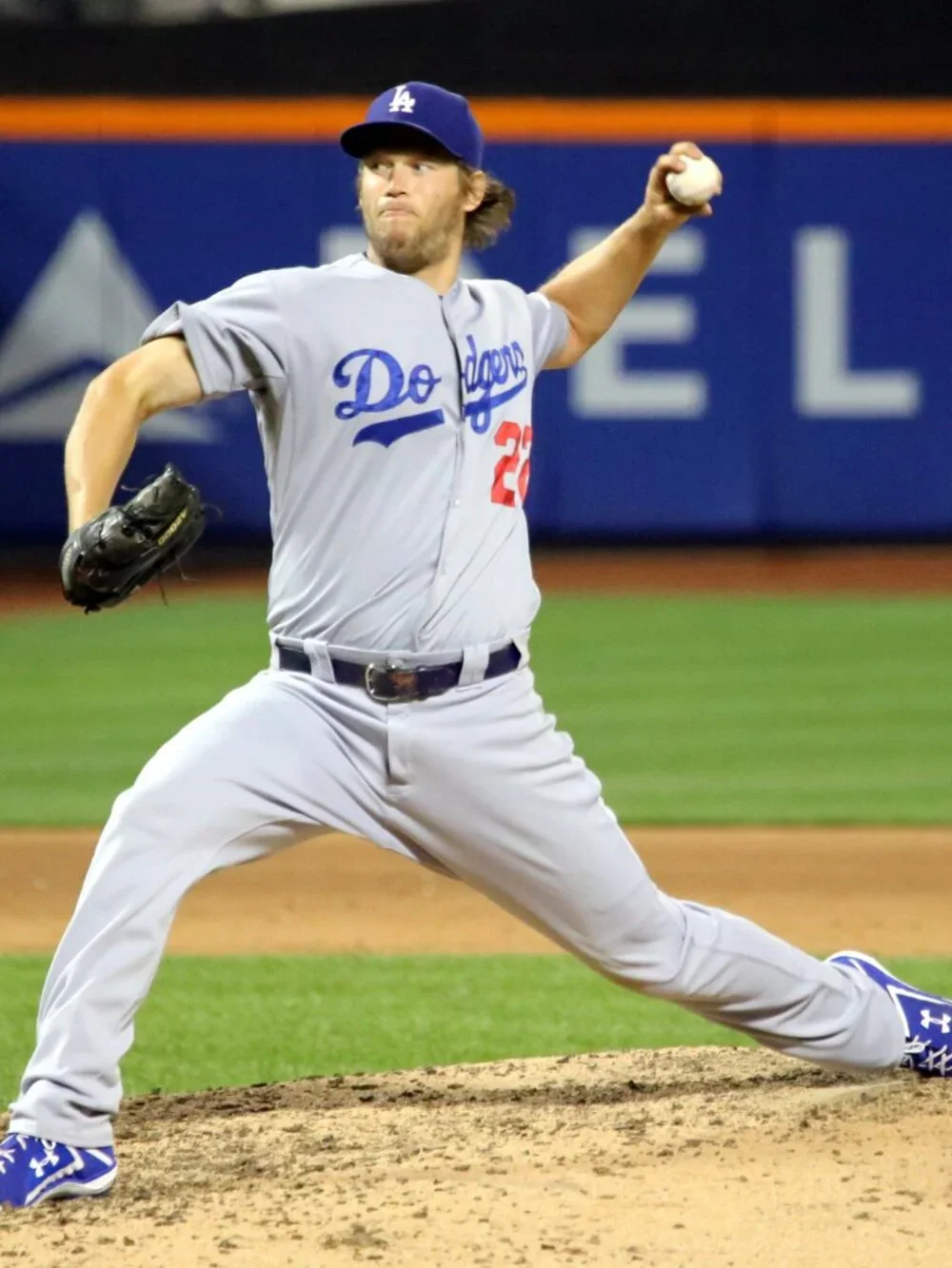 CLAYTON KERSHAW SIGNED LOS ANGELES DODGERS AUTOGRAPHED NIKE JERSEY W/COA XL 13-2
